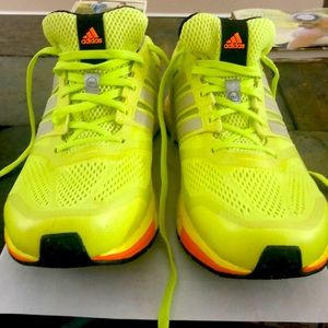 Women’s Addidas Supernova Glide Boost size 10